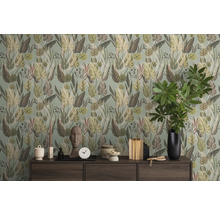 Papier peint décoratif à motif de plantes et commode