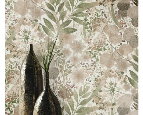 Dekorative Tapete mit Blumen- und Pflanzenmuster in verschiedenen Farbtönen.