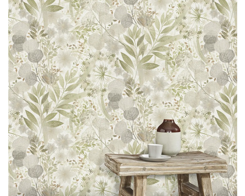 Papier peint à motif de feuilles dans un intérieur