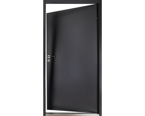 Geöffnete Innentür mit Beschlägen