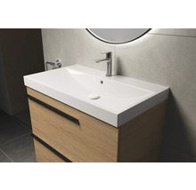Meuble sous-vasque avec lavabo dans la salle de bain
