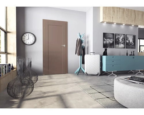 Intérieur élégant avec une porte intérieure, une horloge et des éléments décoratifs pour une maison élégante