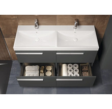Meuble de salle de bain double vasque avec tiroirs ouverts