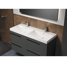 Double vasque avec meuble sous-vasque et deux tiroirs dans la salle de bain