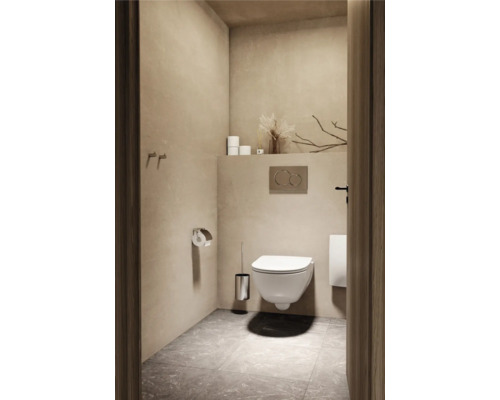 Salle de bain moderne avec WC suspendu, brosse de toilette, porte-papier toilette et étagère