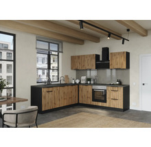 Moderne Küche mit Holzfronten und dunkler Arbeitsplatte