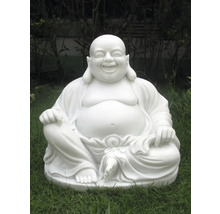 Statue de Bouddha rieur dans un jardin sur l'herbe