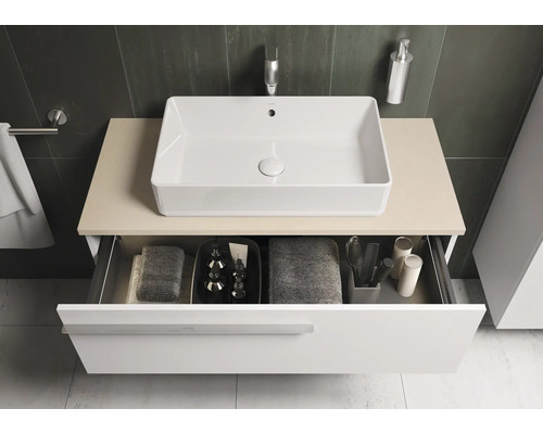 Modernes Badezimmer mit Aufsatzwaschbecken und offenem Schubladenelement
