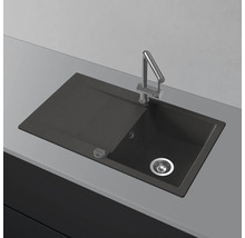 Évier avec égouttoir et robinet