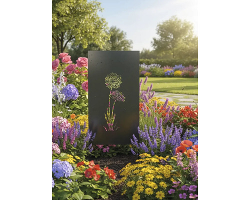 Tuteur de jardin décoratif avec motif floral dans une plate-bande