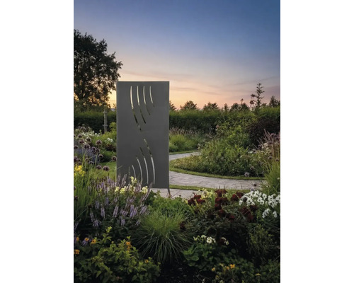 Jardin avec pare-vue décoratif en métal avec découpes