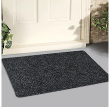 Fussmatte vor einer Tür