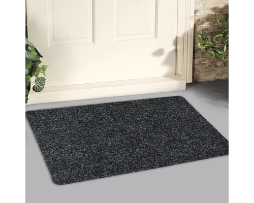 Fussmatte vor einer Tür