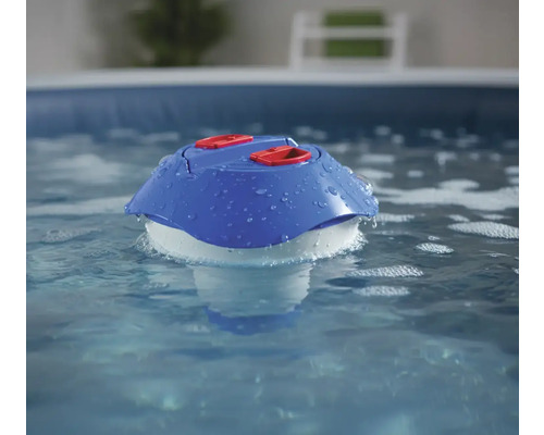 Diffuseur flottant dans la piscine pour le traitement de l'eau