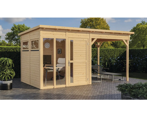 Abri de jardin en bois avec bureau et chaise longue sous un abri