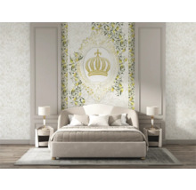 Chambre avec lit, tables de chevet et décoration murale à motif de citron