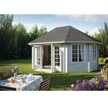 Abri de jardin en bois avec double porte et fenêtres dans le jardin