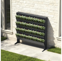 Jardin vertical à quatre niveaux avec des plantes fleuries pour l'extérieur.