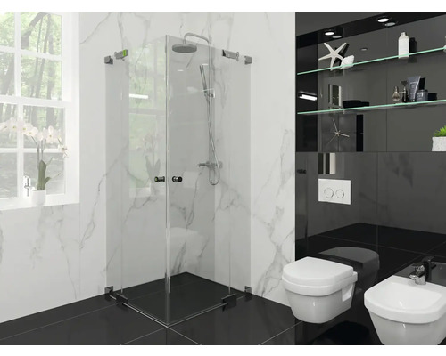 Salle de bain moderne avec cabine de douche, WC et bidet