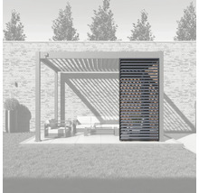 Terrasse mit Lamellenwand zur Beschattung