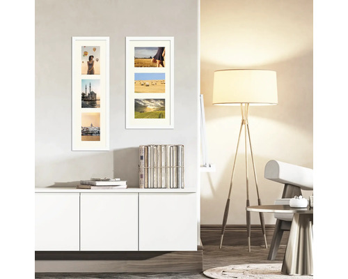 Deux cadres photo triples sur un mur au-dessus d'un buffet dans un salon