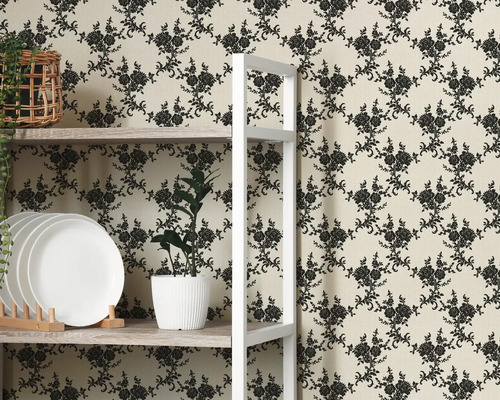 Fototapete mit floralem Muster an Wand mit Regal