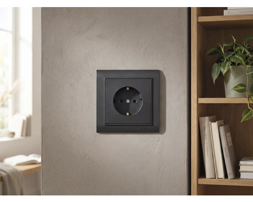 Prise de courant montée au mur