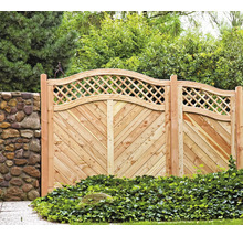 Clôture en bois avec motif diagonal et treillis