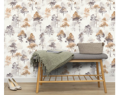 Idée d'aménagement intérieur avec papier peint intissé motif arbres, banc, chaussures et décoration