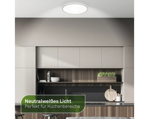 Plafonnier rond dans une cuisine