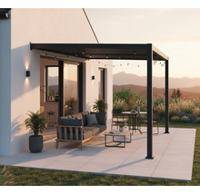 Terrassengestaltung mit Pergola, Sitzgruppe und Beleuchtung für den Aussenbereich