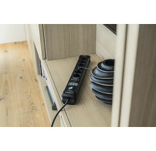 Bloc multiprise à l'intérieur