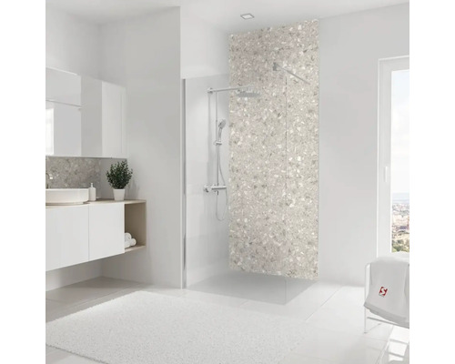 Salle de bains avec douche, lavabo et miroir dans un design lumineux