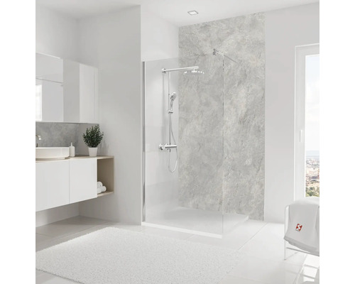 Salle de bain moderne avec cabine de douche, lavabo et grand miroir