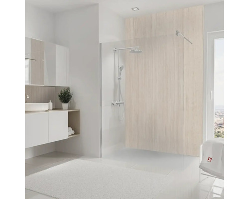 Salle de bain avec douche, lavabo et miroir