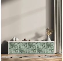 Salon avec buffet décoré d'un motif de plantes tropicales