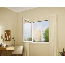 Heller Raum mit geöffnetem Fenster, Schreibtisch und Dekorationen.