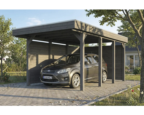 Auto unter einem Carport aus Holz