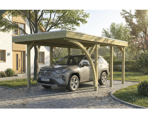 Une voiture est garée sous un carport en bois dans une allée pavée.