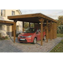 Carport en bois avec local de rangement et voiture garée devant une maison