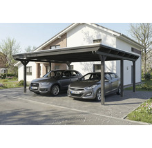 Double carport en bois avec deux voitures garées devant une maison.