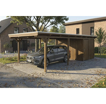 Carport aus Holz mit Geräteschuppen und geparktem Auto
