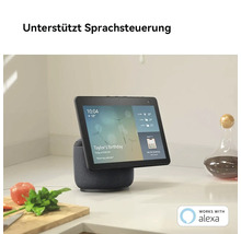 Écran intelligent Amazon Echo Show 10 dans une cuisine lumineuse, prend en charge la commande vocale, fonctionne avec Alexa.