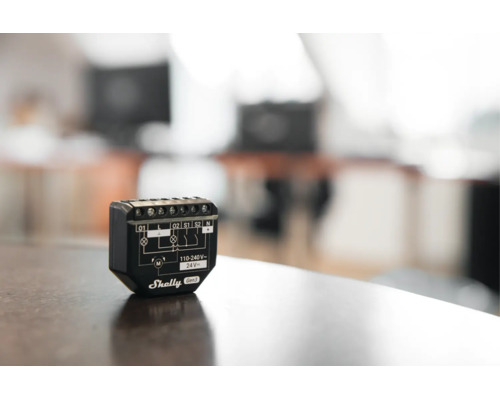 Module relais Shelly Gen3 pour maison intelligente avec schéma de câblage et bornes à vis pour montage encastré.
