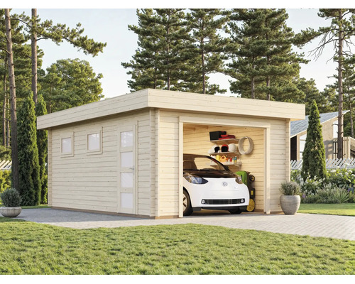 Holzgarage mit Flachdach, Seitentür und Fenstern, stehend in einem Garten mit einem geparkten Auto im Inneren.