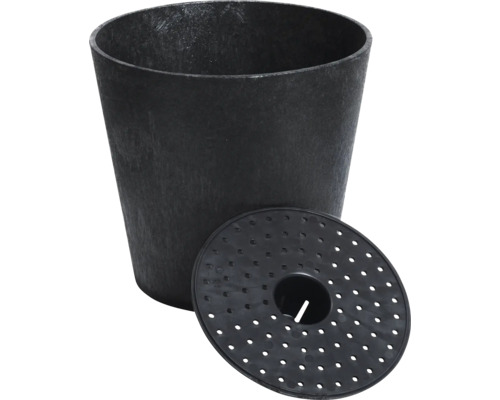 Pot de fleurs conique en plastique avec insert de drainage assorti.