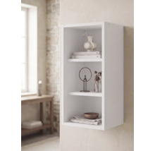 Étagère murale blanche avec trois compartiments, décorée de vases, livres et textiles dans une pièce lumineuse et organisée.