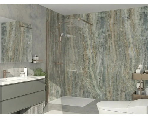 Salle de bains moderne avec douche à l'italienne, paroi en verre, robinetterie bronze, carrelage aspect pierre, meuble gris et lavabo blanc.