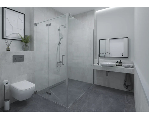 Modernes, helles Badezimmer mit bodengleicher Glasdusche, wandhängender Toilette, Aufsatzwaschbecken und Spiegel.