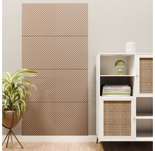 Panneau acoustique avec motif à chevrons sur un mur à côté d'un meuble et d'une plante d'intérieur.